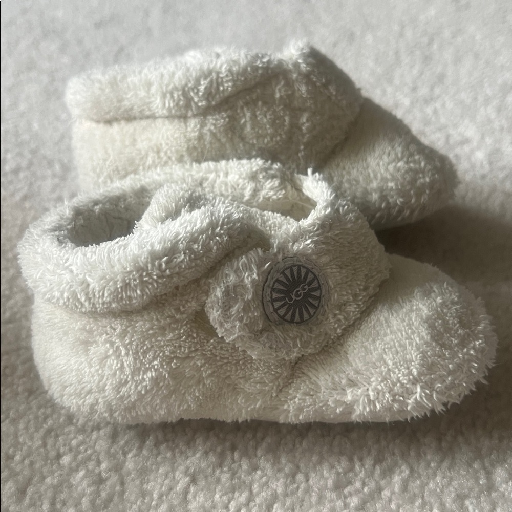 UGG Bixbee Infant Booties - White